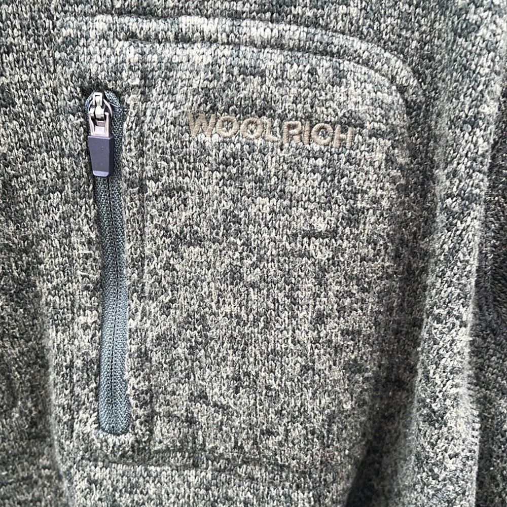 Woolrich XL Qtr Zip Pullover Forest Green with Chest Pocket - Picture 3 of 9
